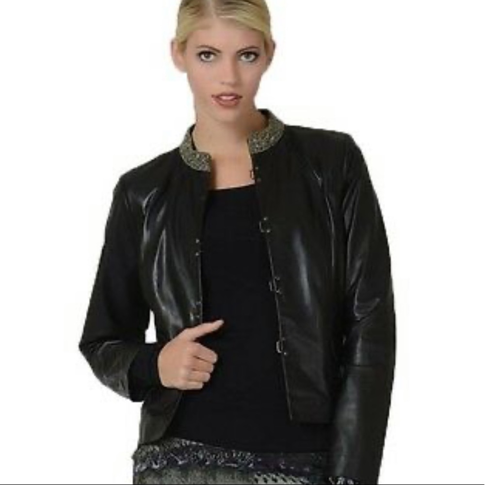 Badgley Mischka VickiJeweledCollar Leather…